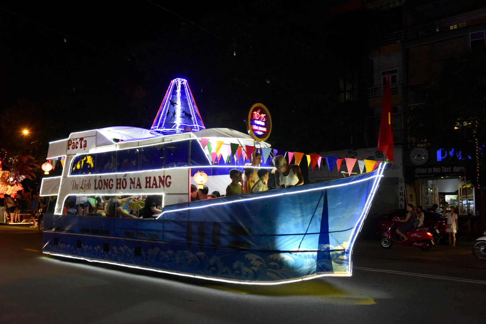 Rộn ràng Trung thu ở Tuyên Quang